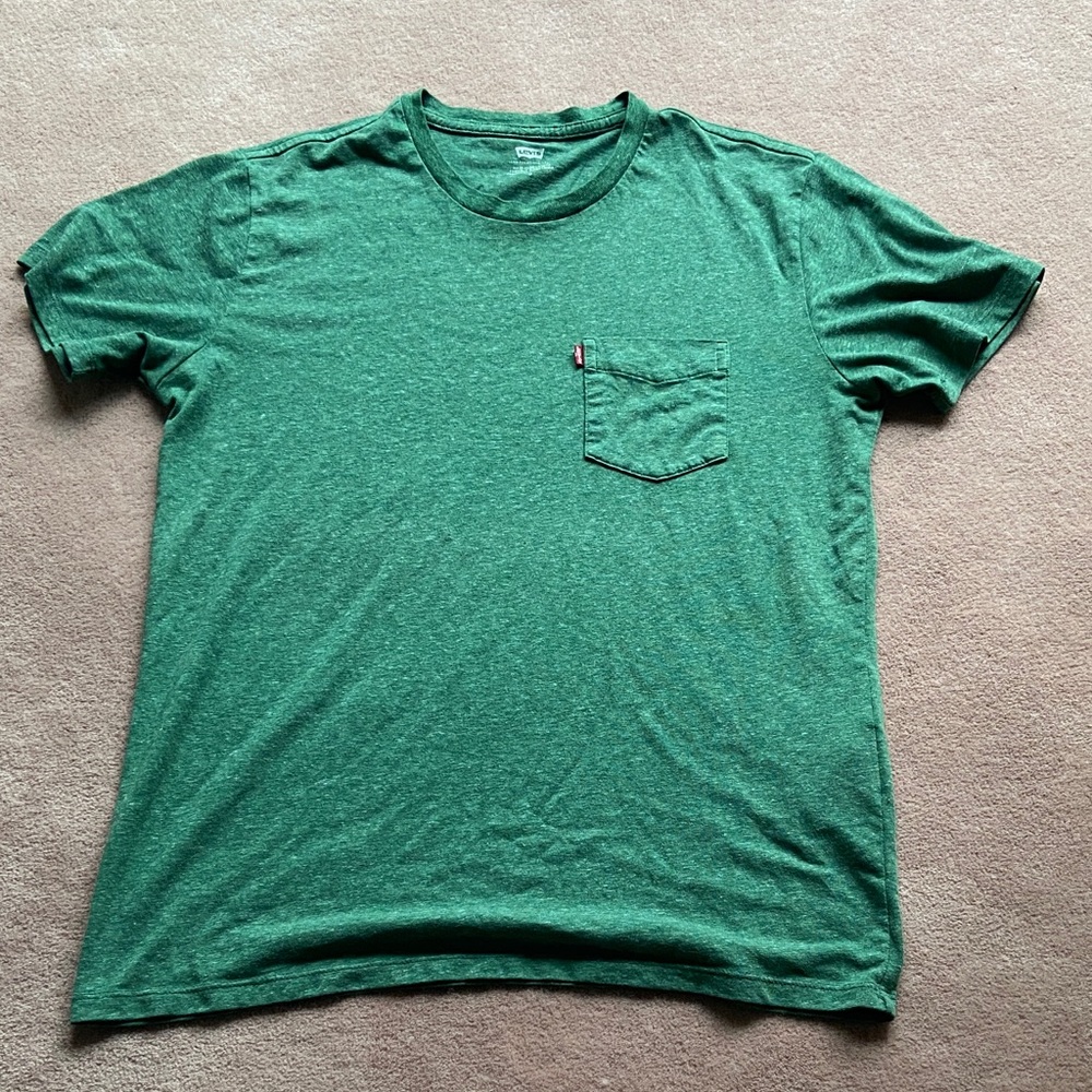 Levi's Green Short Sleeve Pocket Tee